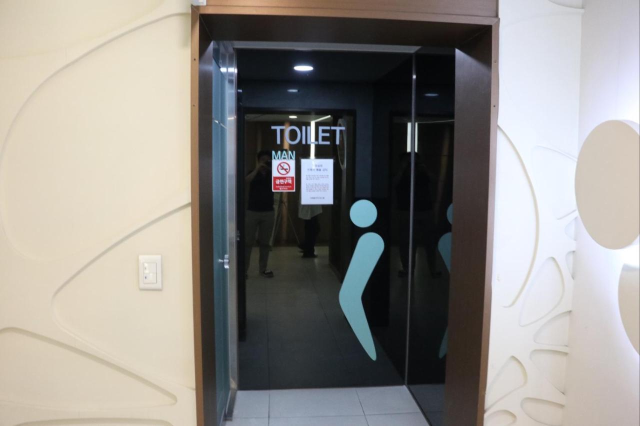 Hotel Goodday Jjimjilbang Incheon Esterno foto